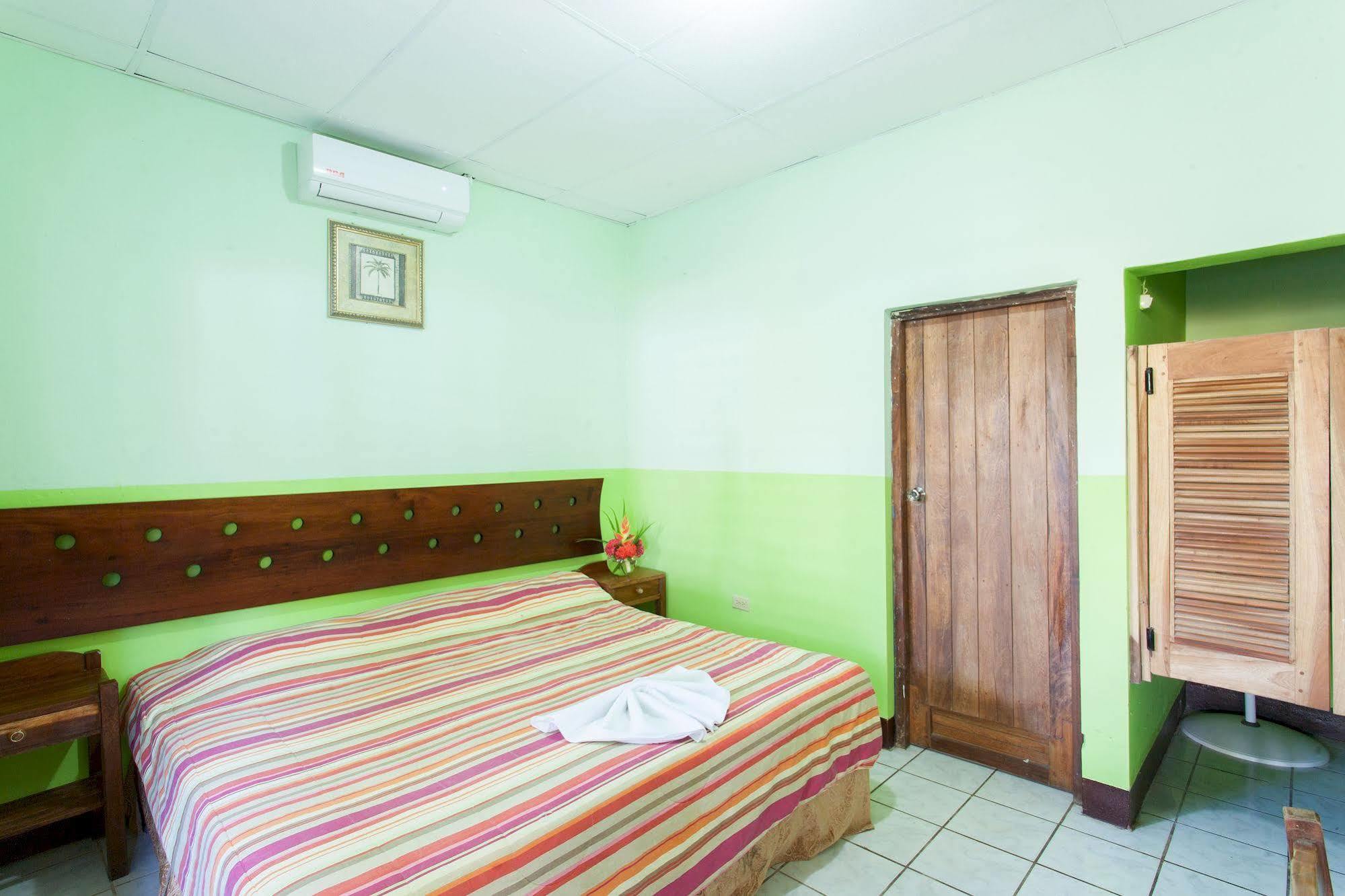 Hotel Hamacas Rivas Buitenkant foto